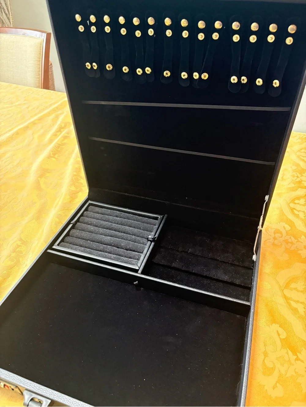 Black Jewelry Storage Organizer Case with Necklace Hooks and Ring Tray